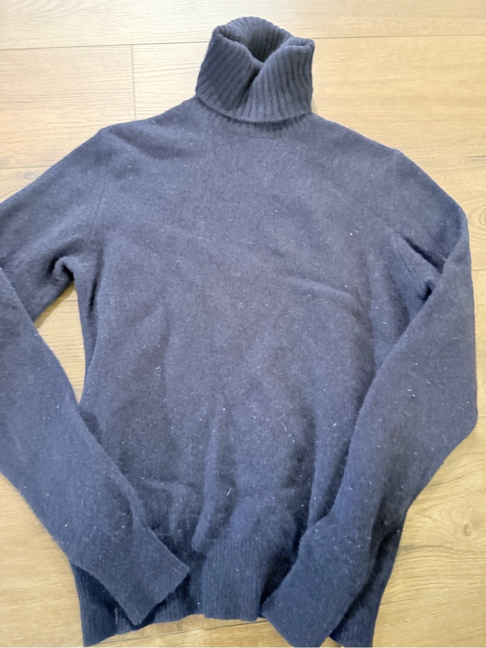 Women's Cozy Turtleneck Sweater - Black